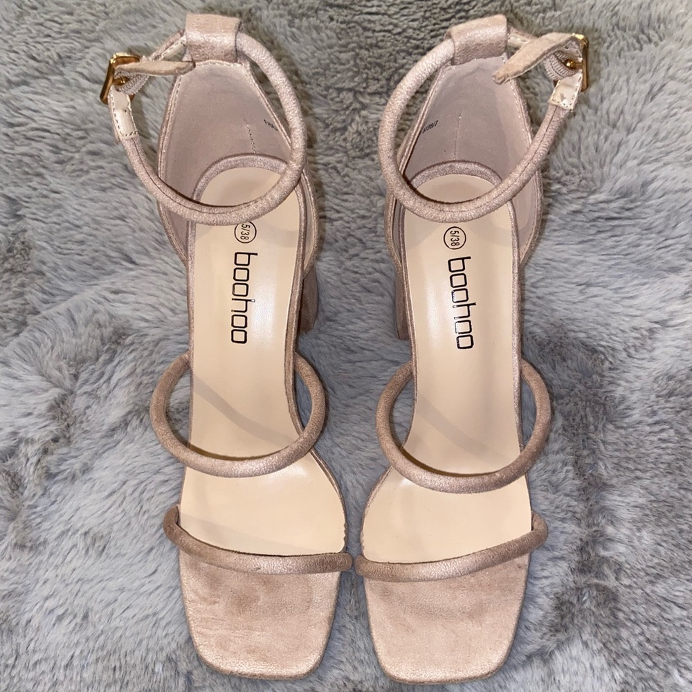 Beautiful blush suede shoes.